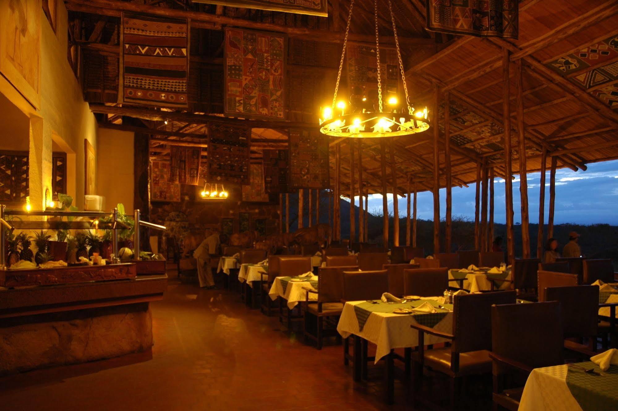 Kilaguni Serena Safari Lodge Tsavo Exteriör bild